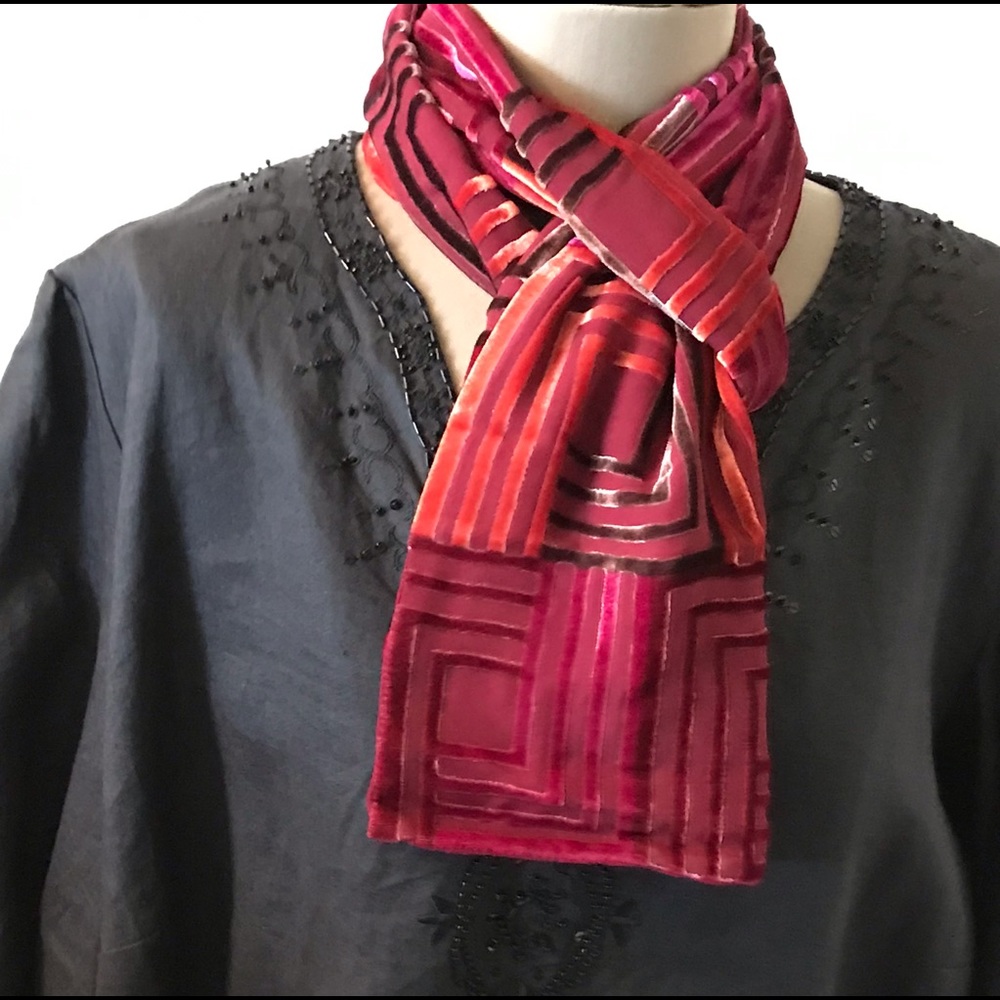Echo Rayon / Silk Reversible Scarf